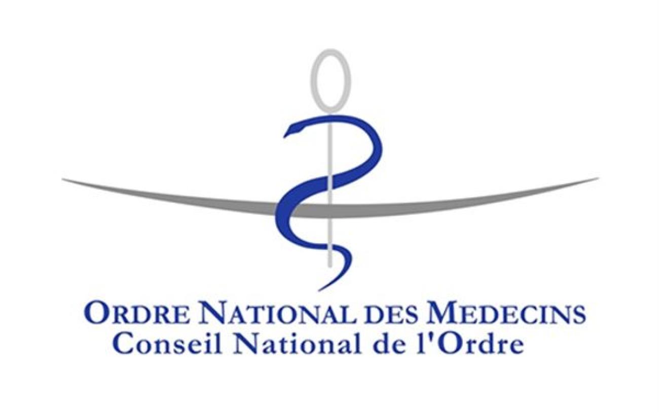 logo cnom
